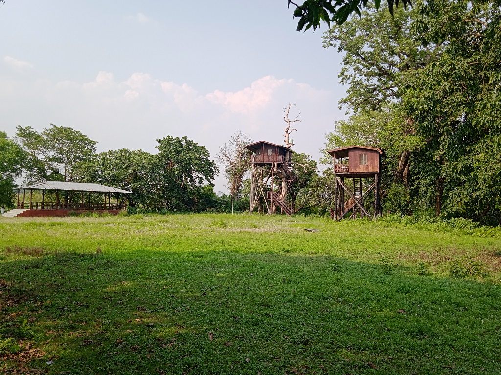 katarniagha hut at boating